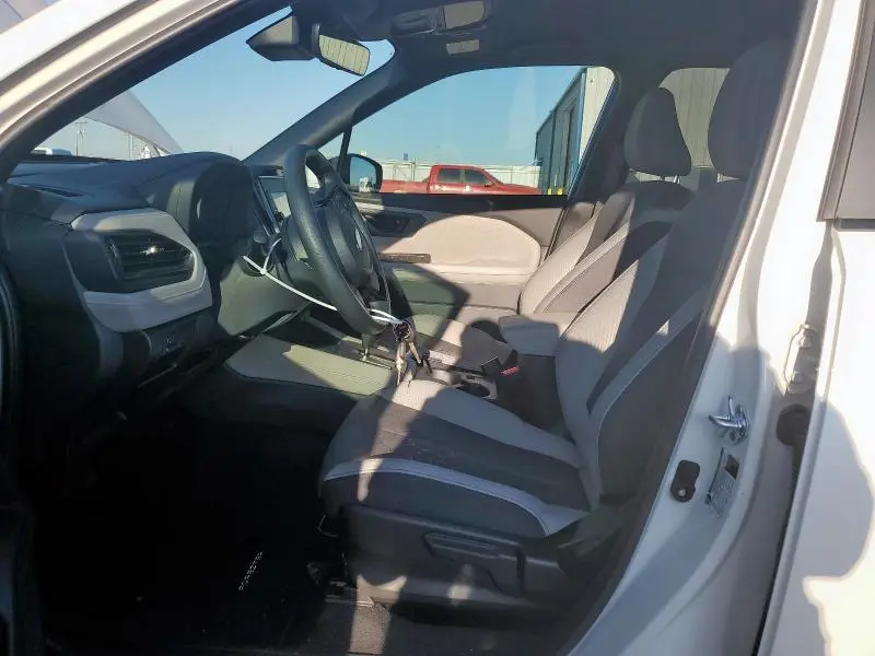 2025 SUBARU FORESTER