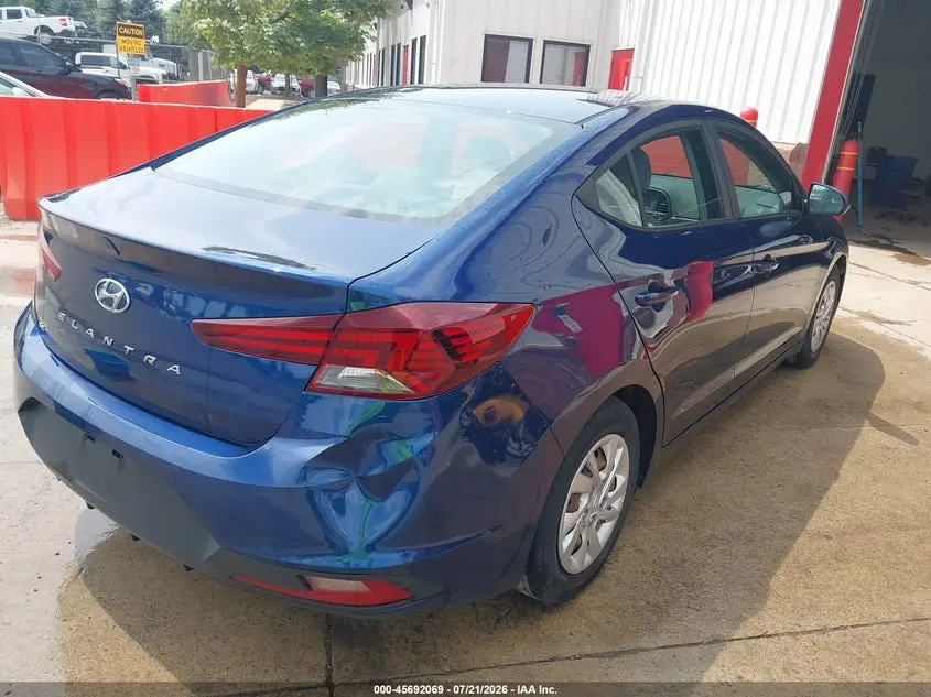 2020 HYUNDAI ELANTRA SE