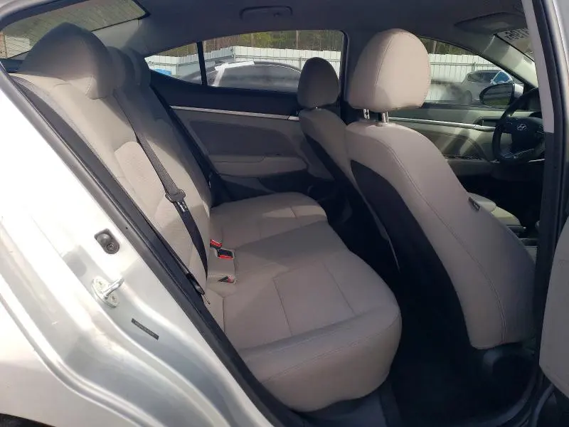2020 HYUNDAI ELANTRA SEL  