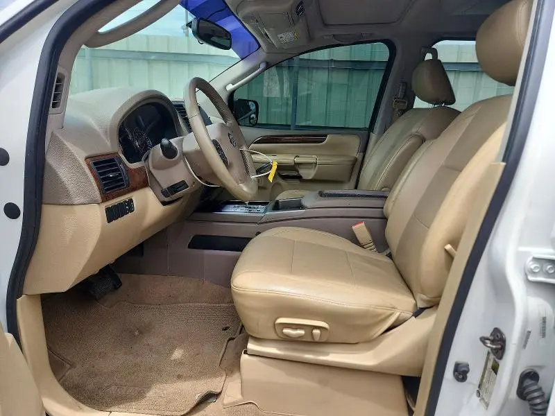 2011 NISSAN ARMADA SV  