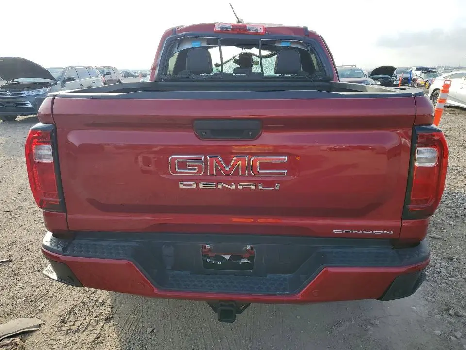 2024 GMC CANYON DENALI  
