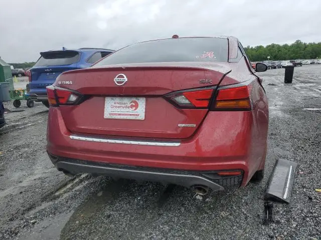 2022 NISSAN ALTIMA SR  