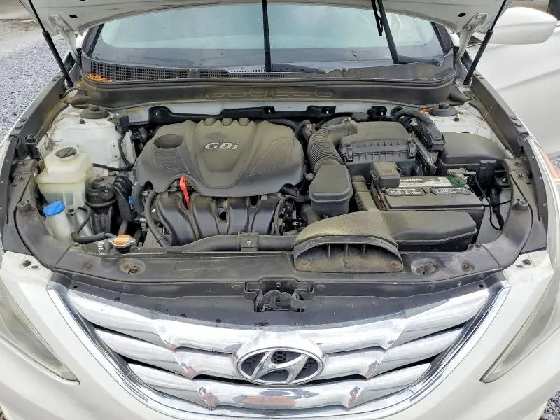 2011 HYUNDAI SONATA SE  