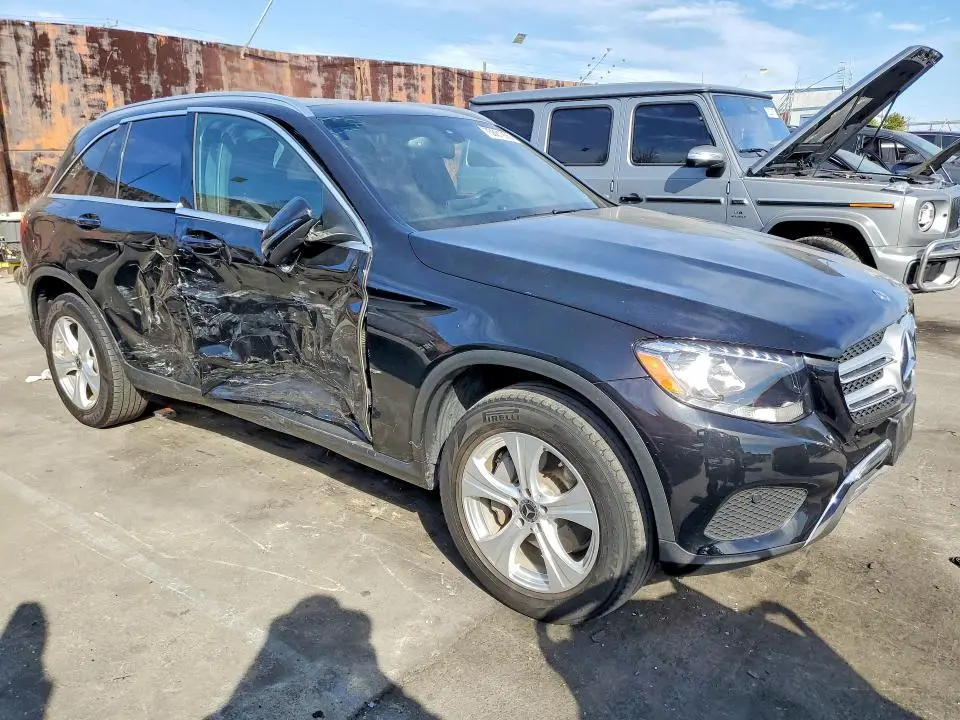 2018 MERCEDES-BENZ GLC 300  