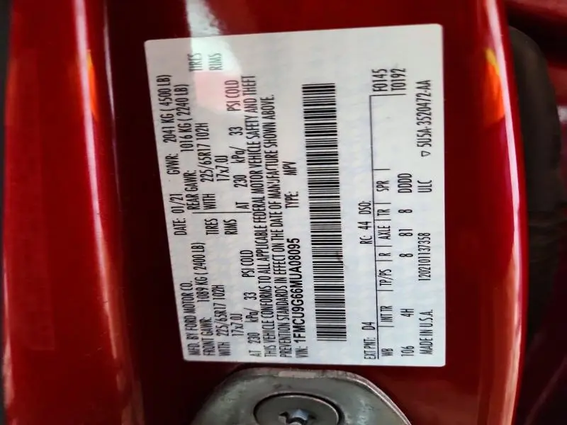 2021 FORD ESCAPE SE  
