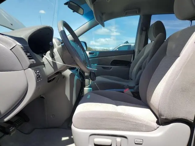 2010 TOYOTA SIENNA CE  