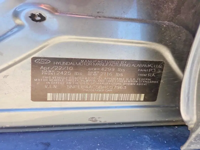 2011 HYUNDAI SONATA GLS  