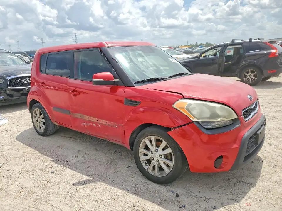 2012 KIA SOUL +  