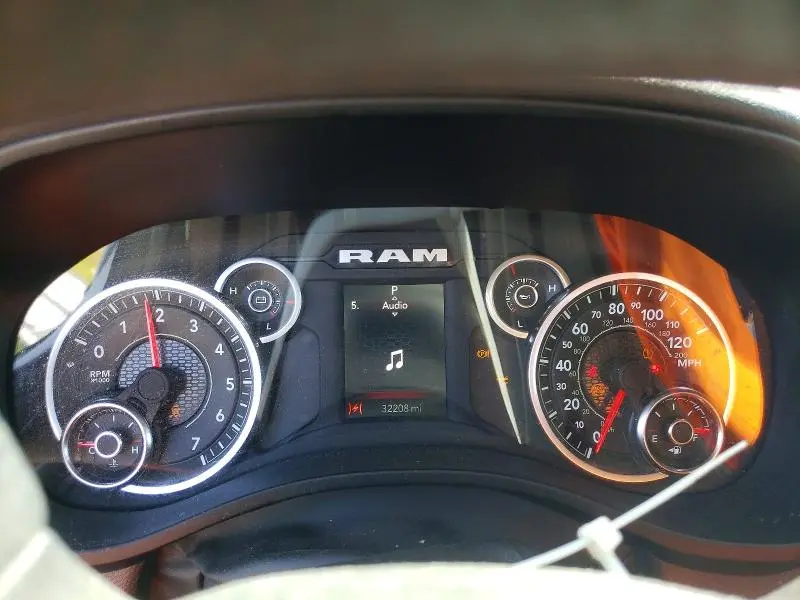 2025 RAM 1500 TRADESMAN  
