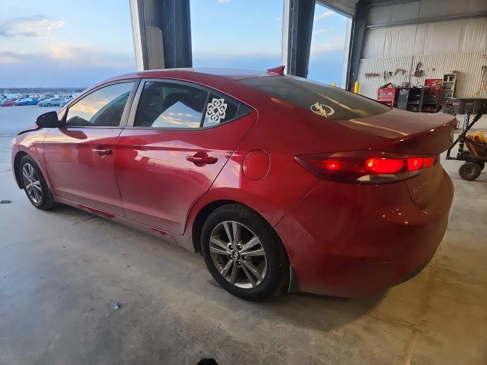 2017 HYUNDAI ELANTRA SE  