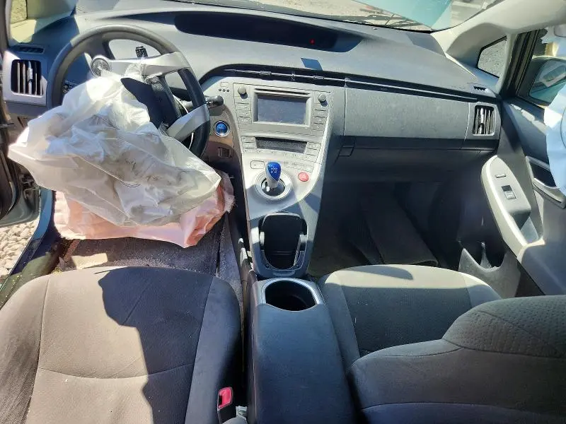 2013 TOYOTA PRIUS TWO  
