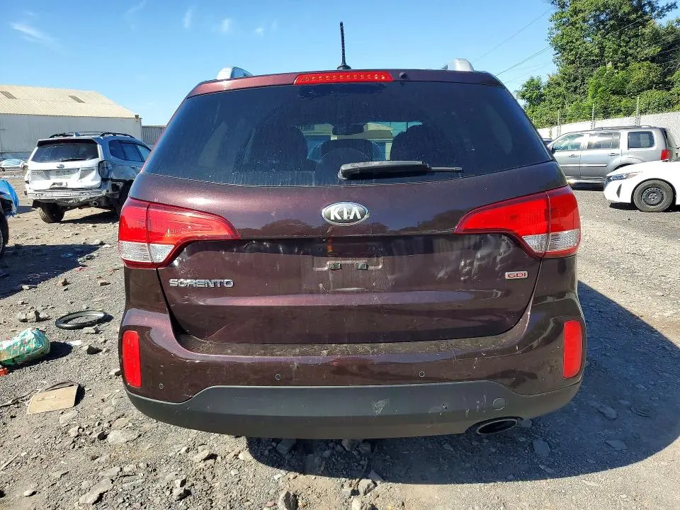 2014 KIA SORENTO LX  