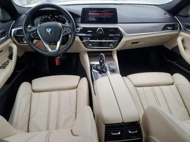 2018 BMW 530XE   