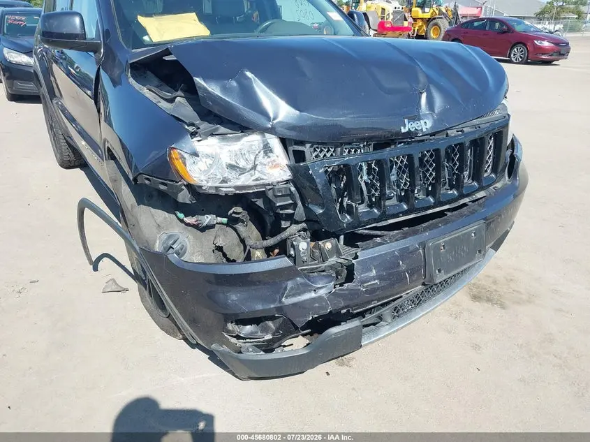 2013 JEEP GRAND CHEROKEE LAREDO ALTITUDE