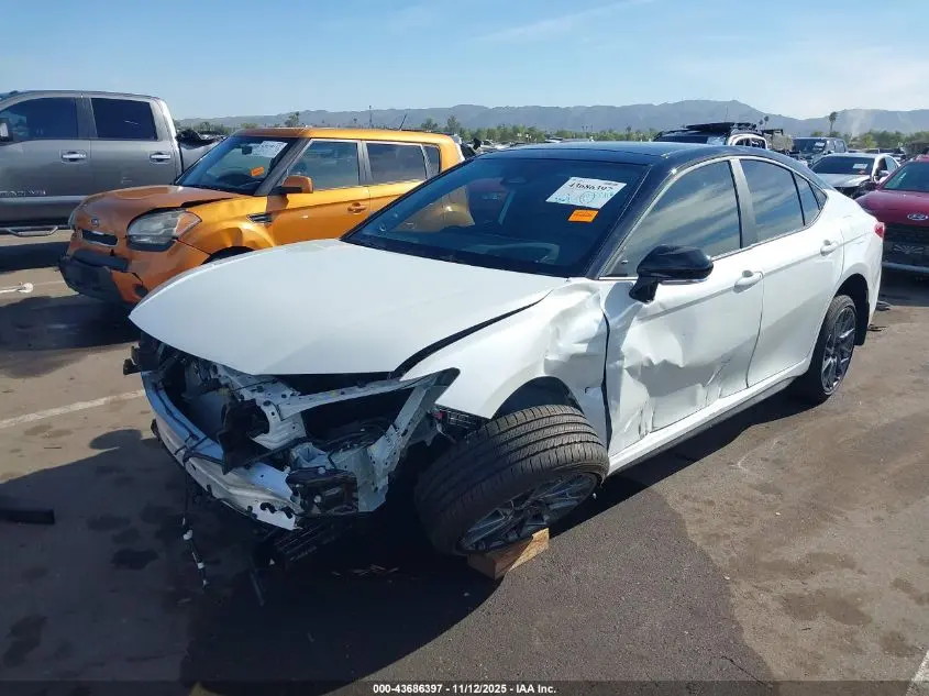 2025 TOYOTA CAMRY XSE