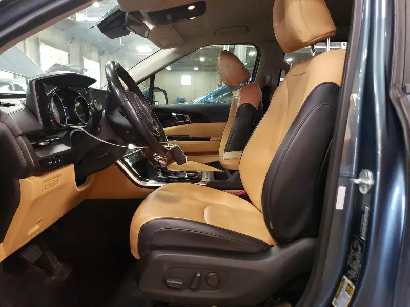 2022 KIA CARNIVAL EX  