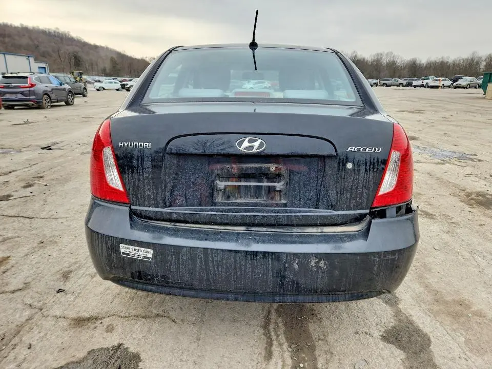 2010 HYUNDAI ACCENT GLS  