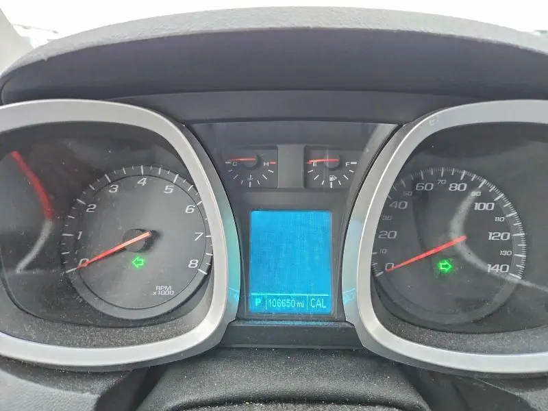 2017 CHEVROLET EQUINOX LT  