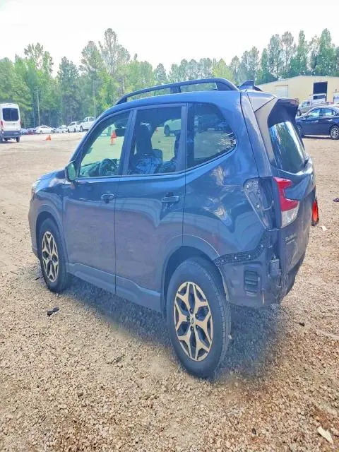 2019 SUBARU FORESTER PREMIUM  