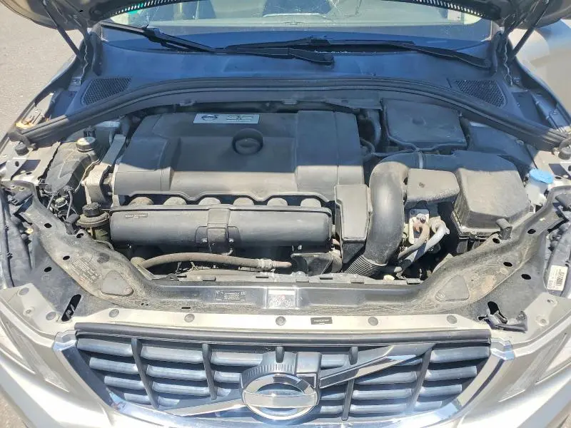 2011 VOLVO XC60 3.2  
