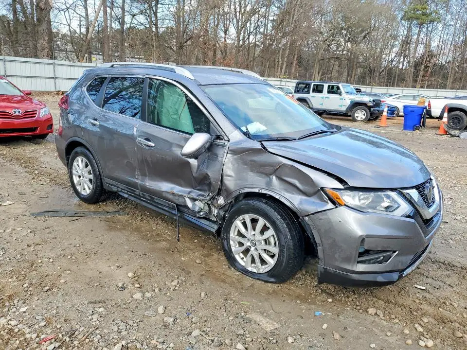 2018 NISSAN ROGUE S  