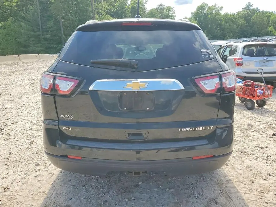 2016 CHEVROLET TRAVERSE LT  