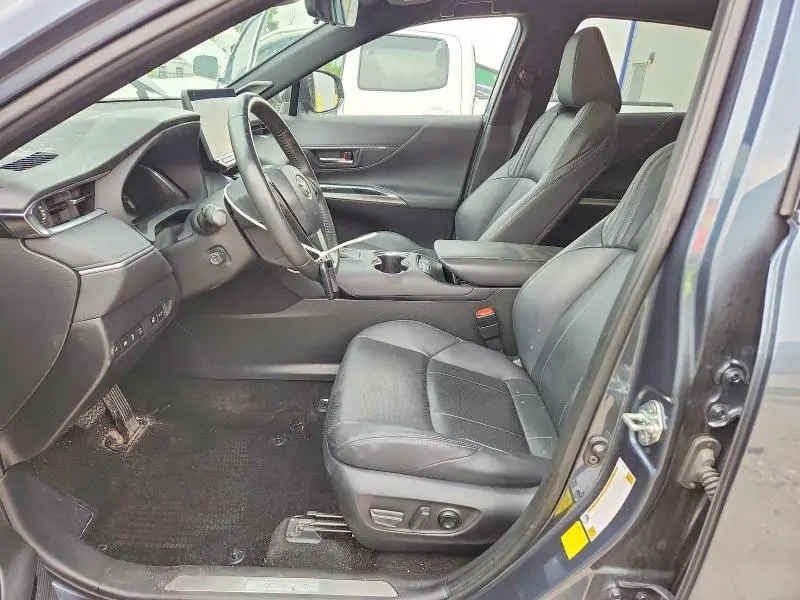 2023 TOYOTA VENZA LIMITED  