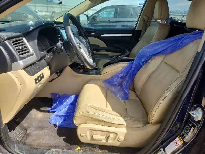 2015 TOYOTA HIGHLANDER XLE  