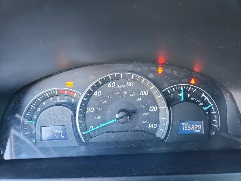2013 TOYOTA CAMRY LE  