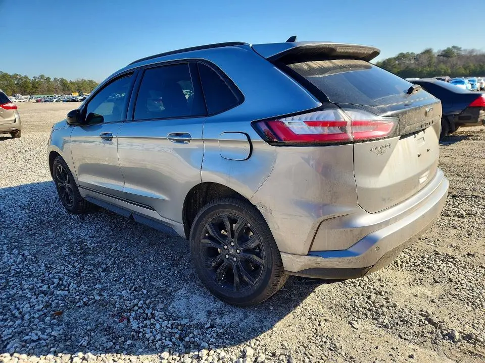 2024 FORD EDGE TITAN   