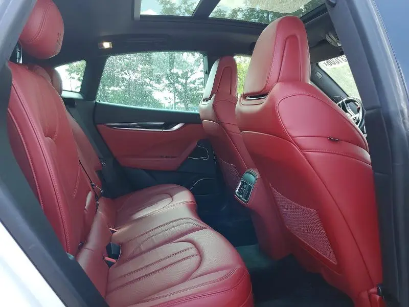 2018 MASERATI LEVANTE S SPORT  