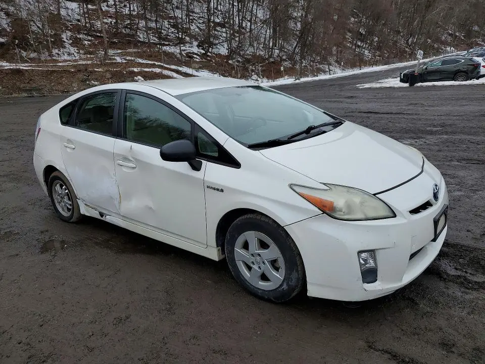 2010 TOYOTA PRIUS C   