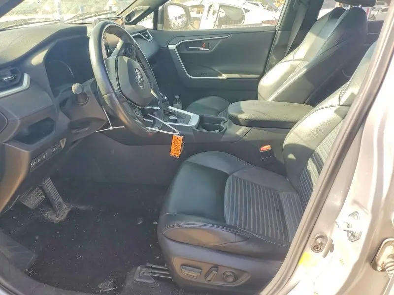 2019 TOYOTA RAV4 XSE  