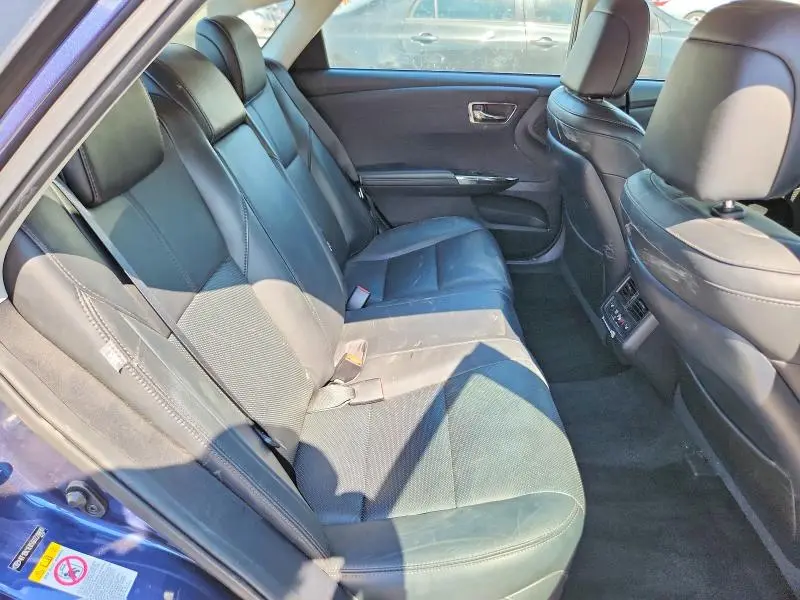 2016 TOYOTA AVALON LIMITED  