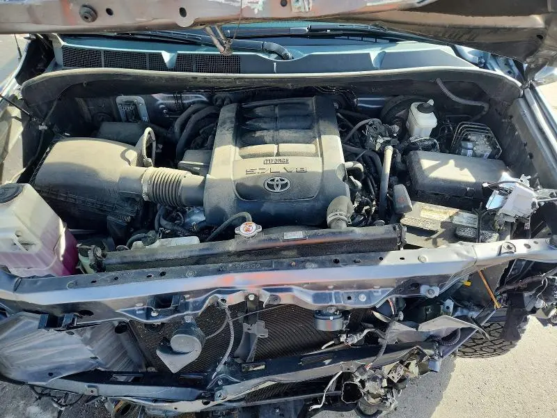 2019 TOYOTA TUNDRA SR5  