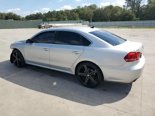 2014 VOLKSWAGEN PASSAT SE  