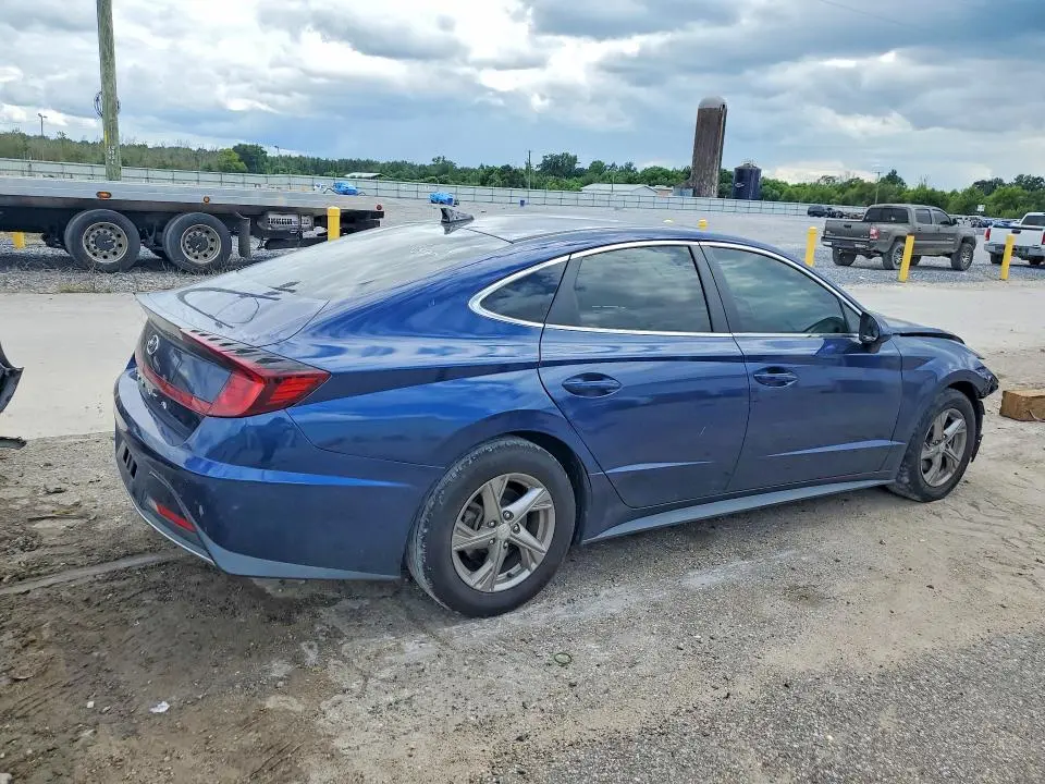 2021 HYUNDAI SONATA SE  