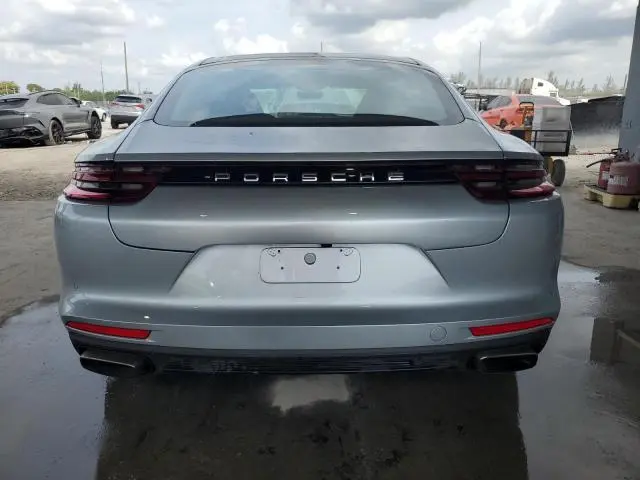 2018 PORSCHE PANAMERA 4  