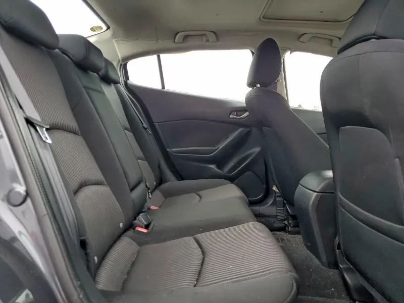 2016 MAZDA 3 TOURING  