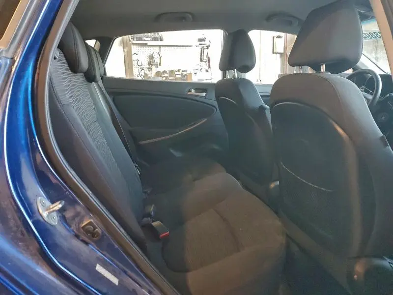 2015 HYUNDAI ACCENT GS  