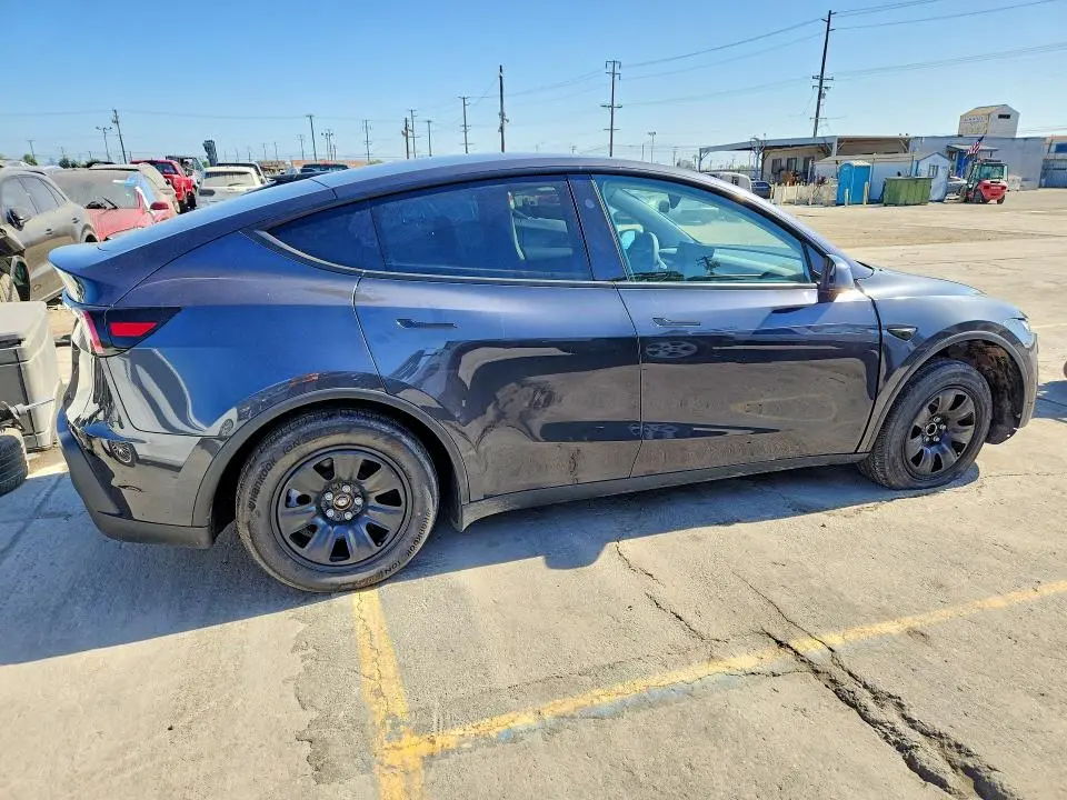 2026 TESLA MODEL Y   