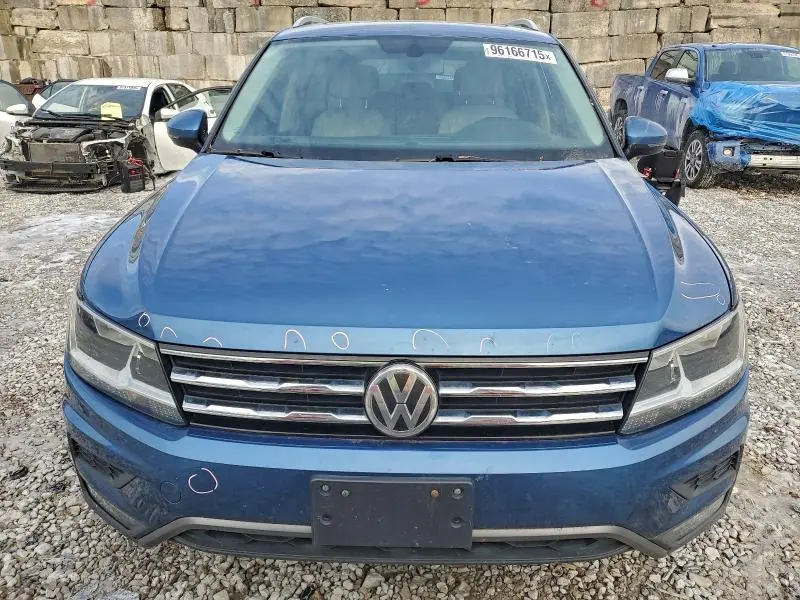 2018 VOLKSWAGEN TIGUAN SE  