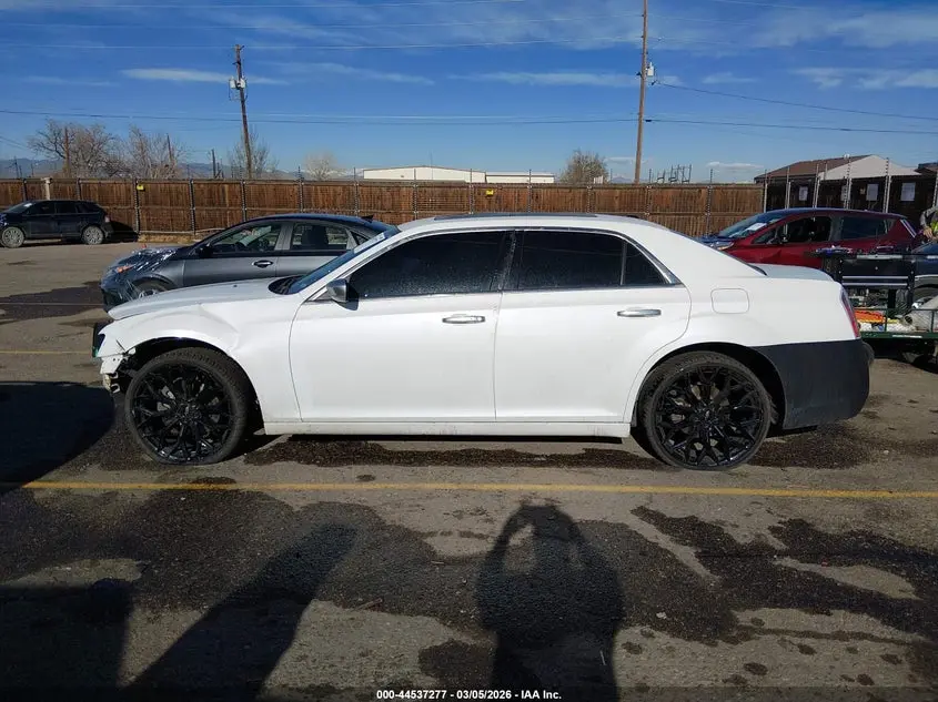2013 CHRYSLER 300C LUXURY SERIES AWD