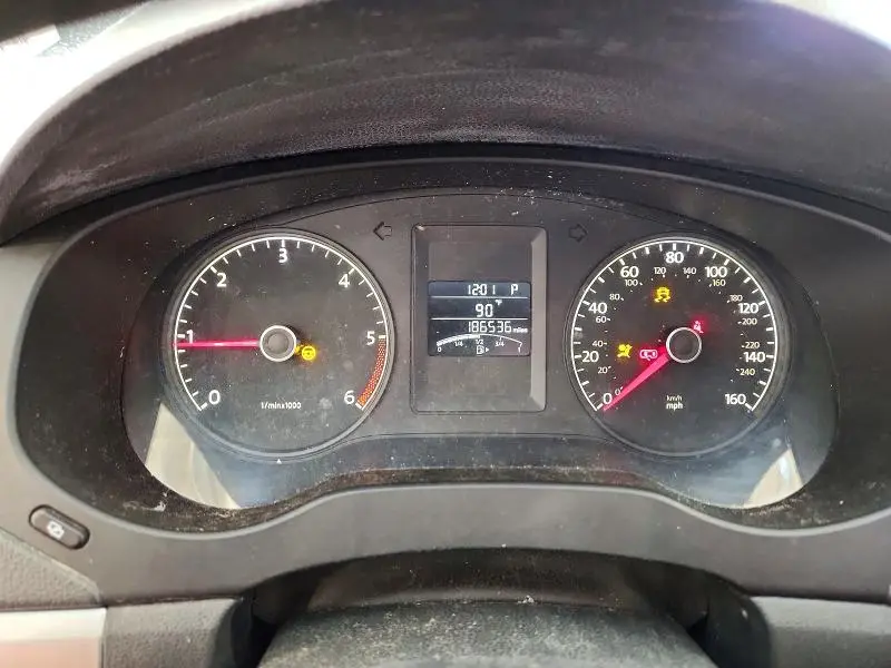 2011 VOLKSWAGEN JETTA TDI  