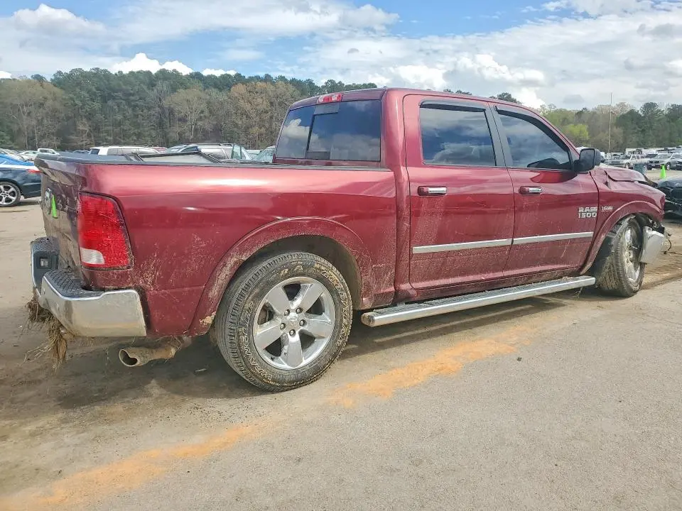 2018 RAM 1500 SLT  