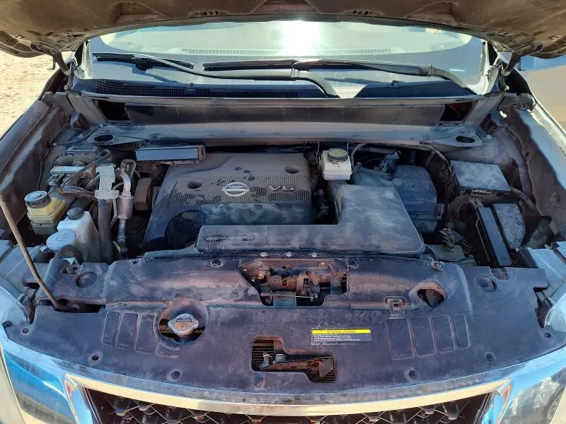 2015 NISSAN PATHFINDER SL  