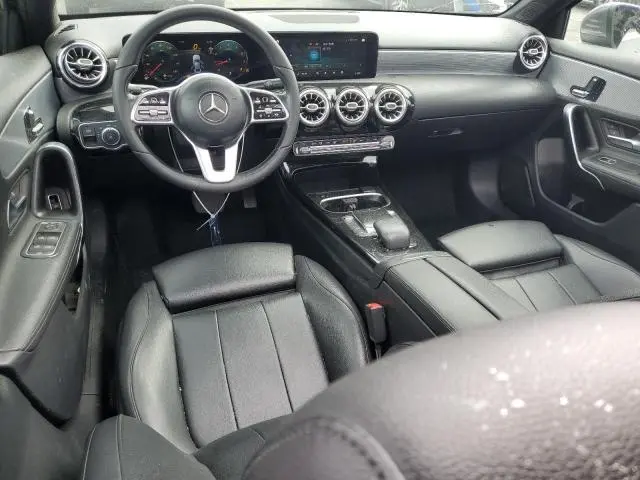 2021 MERCEDES-BENZ A 220  