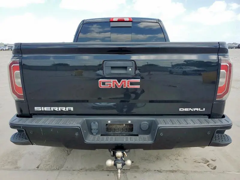 2018 GMC SIERRA K1500 DENALI  