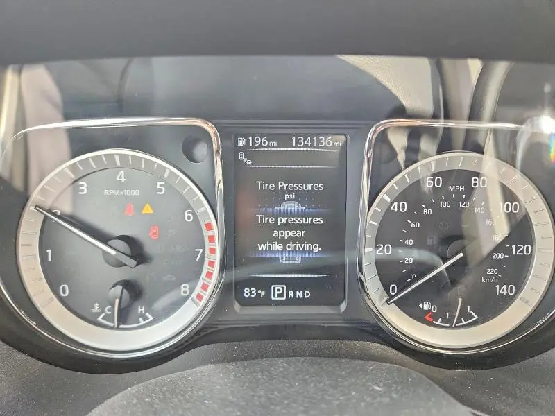 2018 NISSAN TITAN SV  