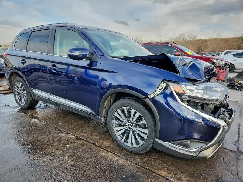 2020 MITSUBISHI OUTLANDER SE  